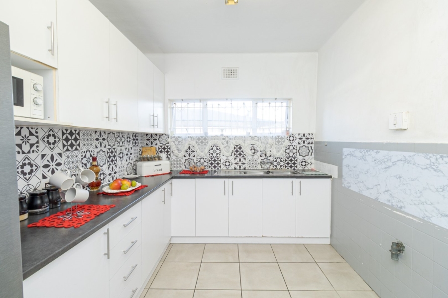 2 Bedroom Property for Sale in Fairfield Estate Western Cape